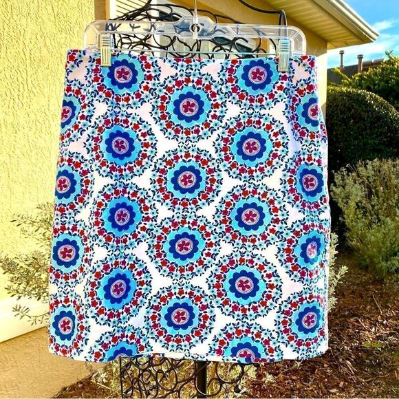 NEW RED/WHITE/BLUE FLORAL GEOMETRIC PRINT LINED SKIRT BY TALBOTS 8 - Picture 2 of 12